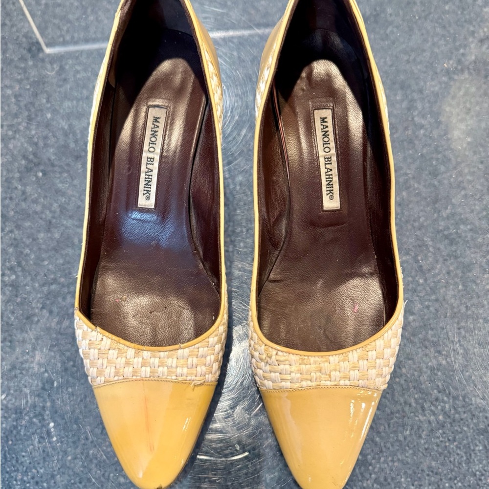 Manolo Blahnik Yellow and Cream Heels